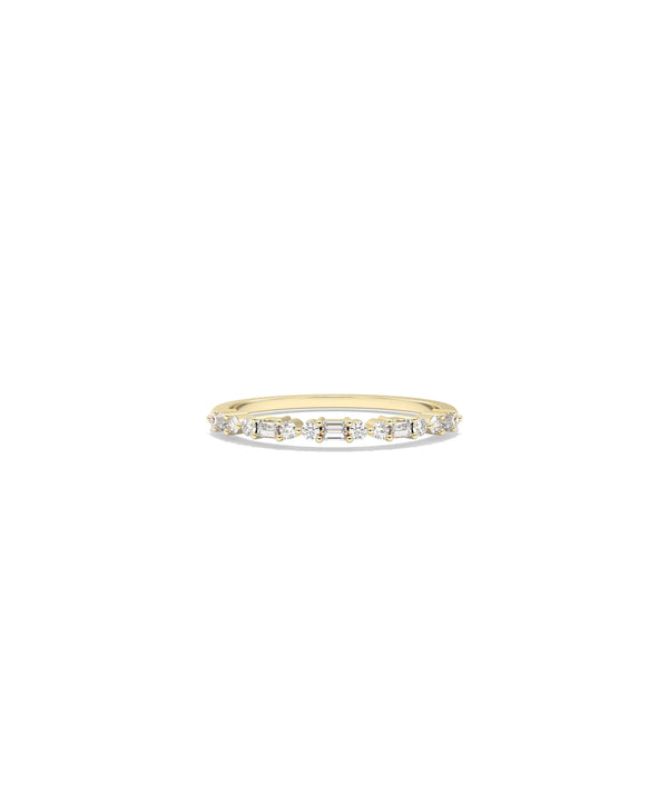 Diamond Baguette and Round Ring in yellow gold with mixed baguette and round diamonds