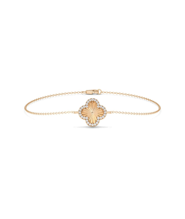 Fluted Clover Bracelet rose gold featuring dimensional leaf texture alternate view