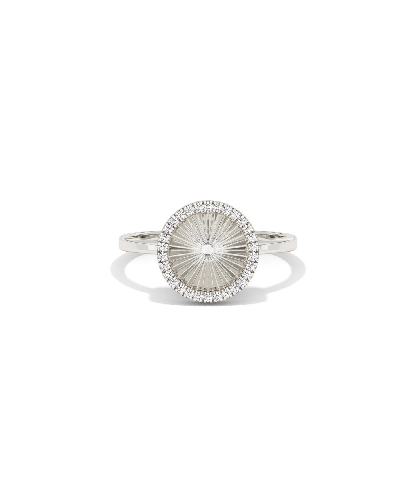 Fluted Circle Ring white gold with circular diamond design