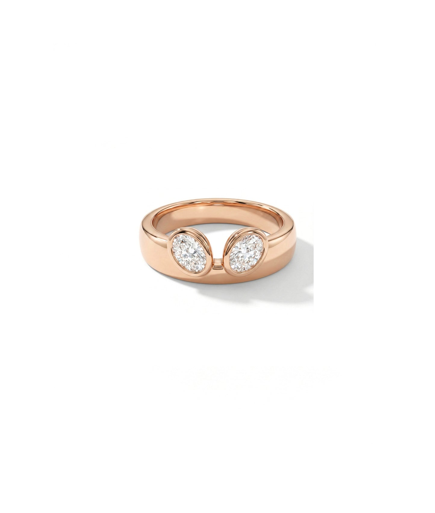 Oval Heart Band Ring
