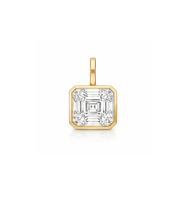 Solitaire pear shape bezel charm pendant in 14K solid gold