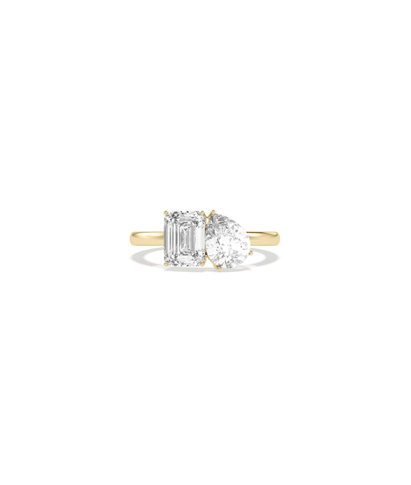 Toi Et Moi solitaire diamond ring in 14K yellow gold