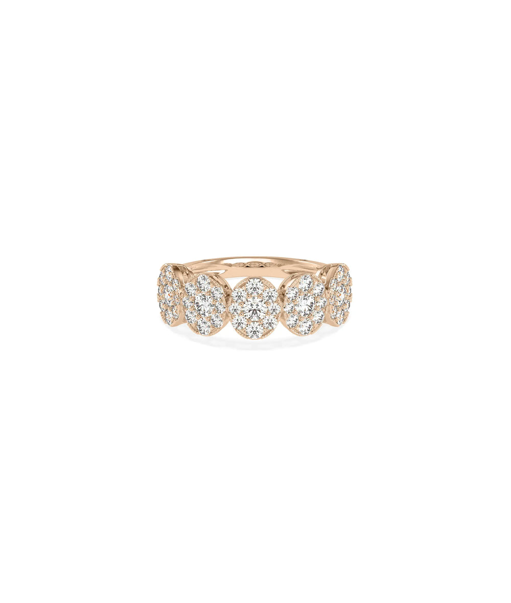 Rose gold oval ring featuring brilliant diamond cluster in elegant shape