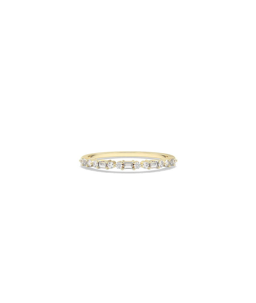 Diamond Baguette and Round Ring in yellow gold with mixed baguette and round diamonds
