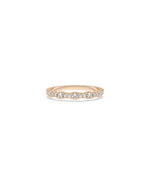 Rose gold Diamond Graduating Band Ring with elegant growing diamond pattern