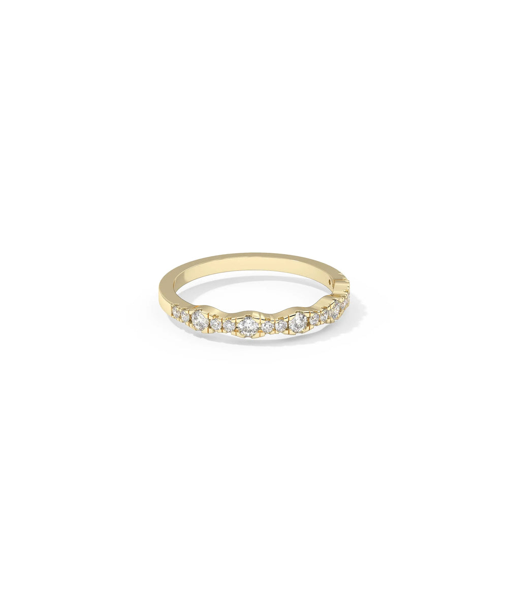 Side profile Diamond Graduating Band Ring showing delicate 1.7mm width and gradation