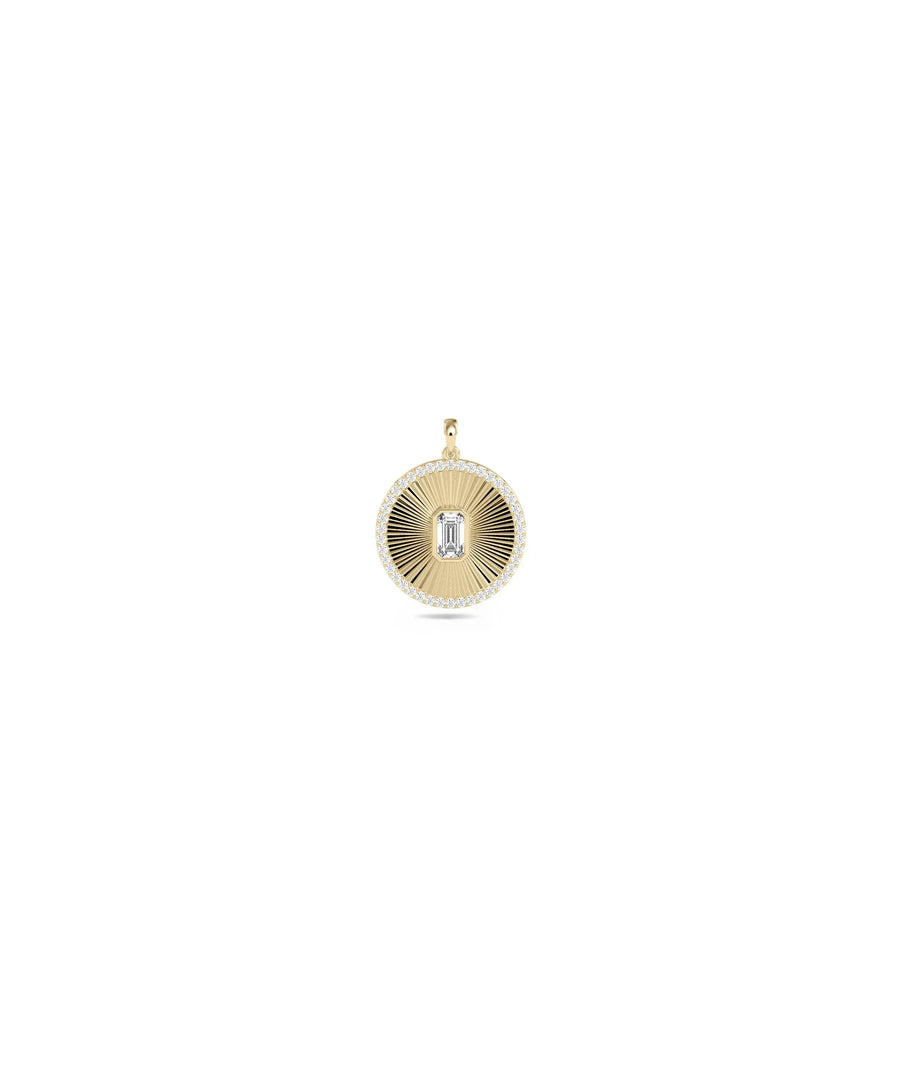 Diamond Outline Fluted Circle with Custom Solitaire in yellow gold dual sparkle
