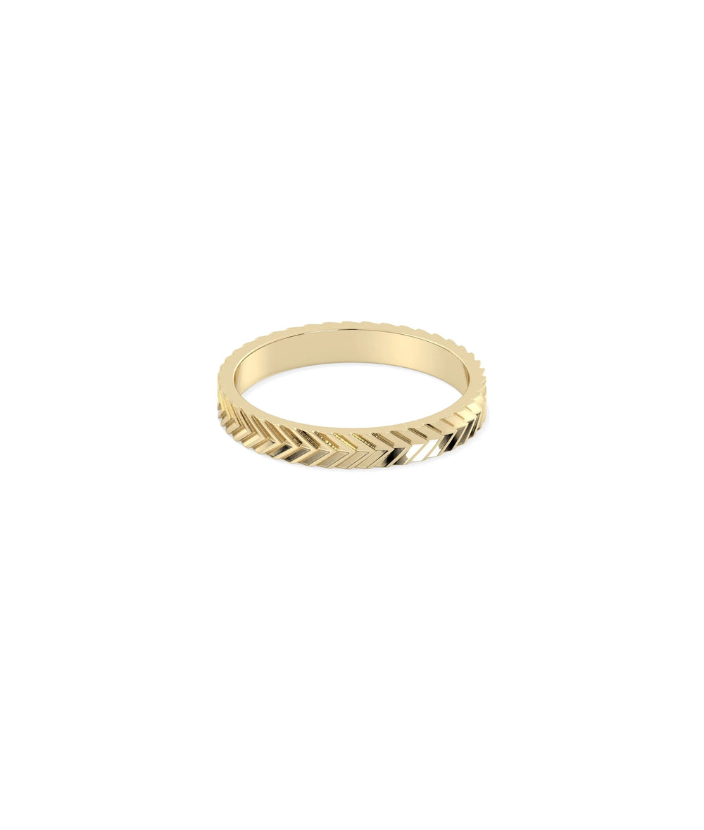 Side view Gold Diamond Cut Chevron Band Ring showing diamond-cut faceting and V-pattern