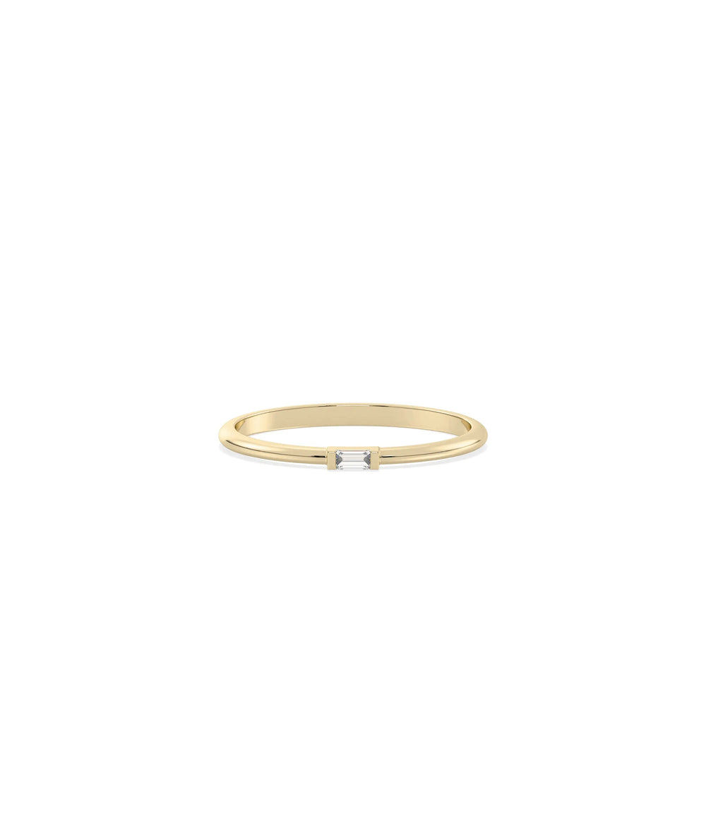 Diamond Baguette Ring in yellow gold with sleek rectangular baguette diamonds