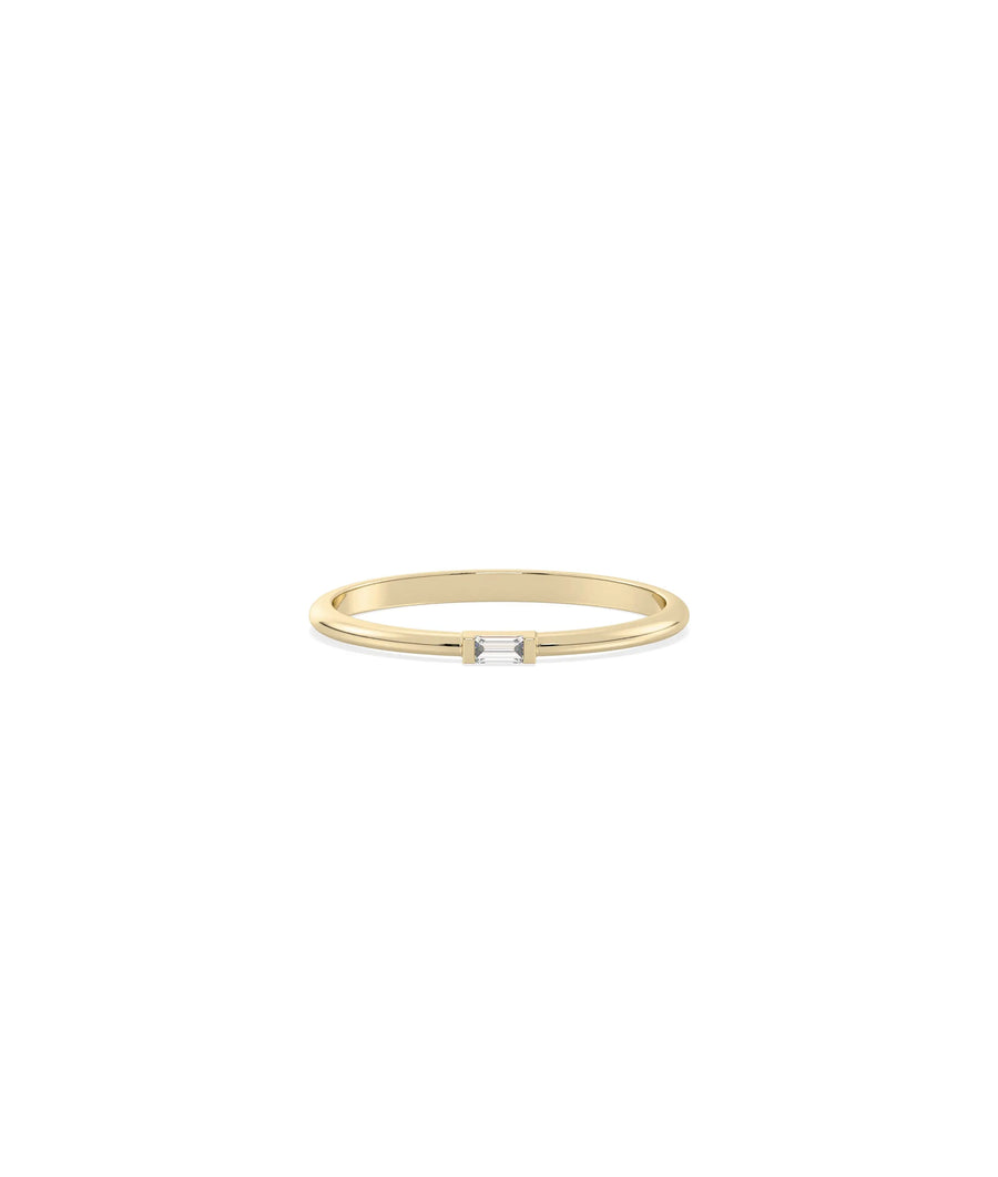 Diamond Baguette Ring in yellow gold with sleek rectangular baguette diamonds