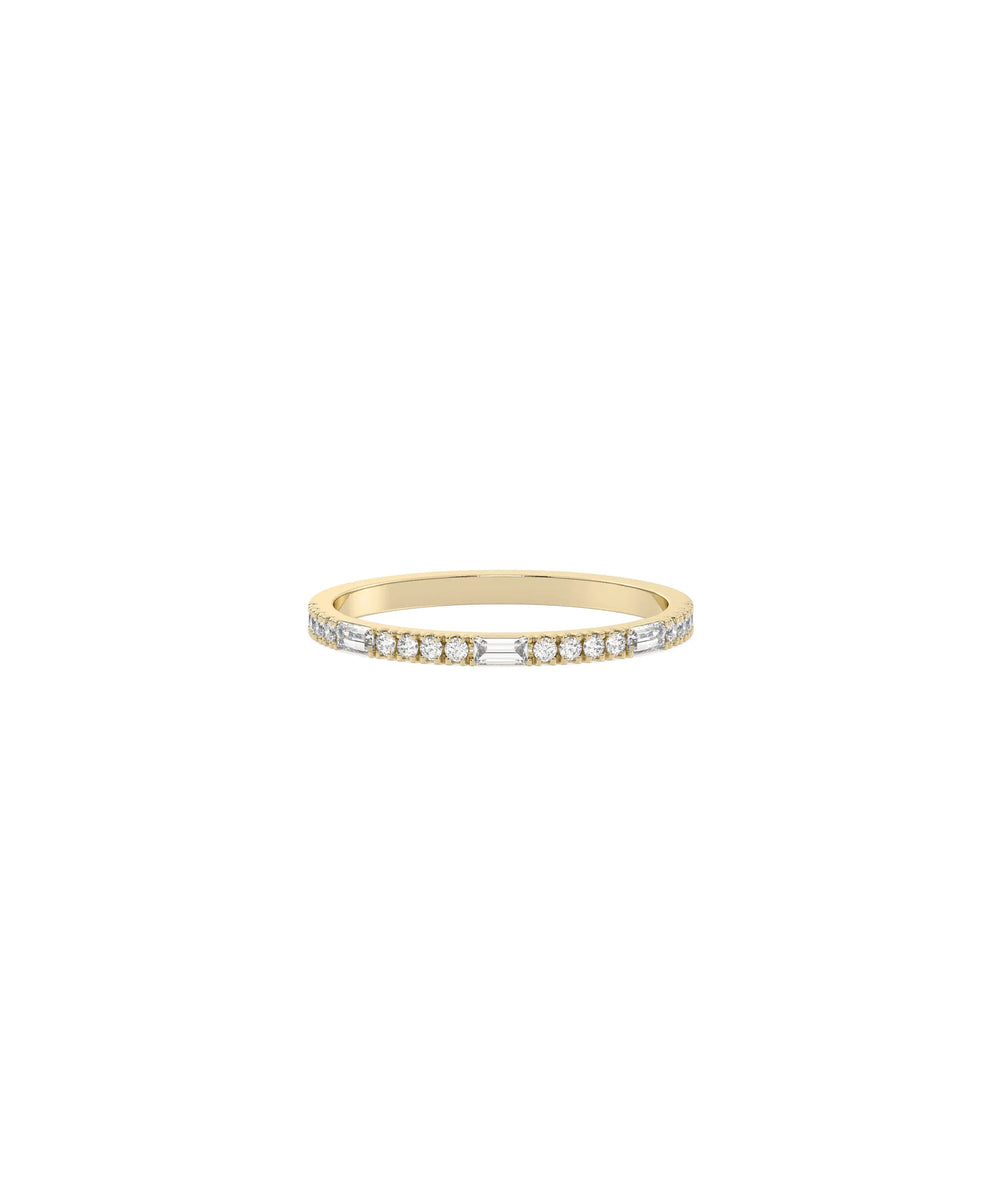 Diamond Round and Baguette Band Ring yellow gold showcasing mixed diamond cuts