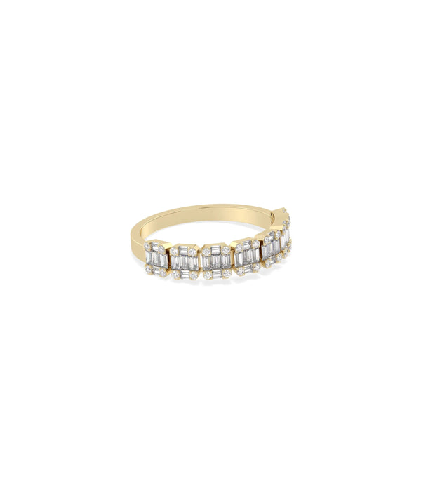 Illusion set ring side view displaying 4.6mm design and enhanced brilliance alternate view