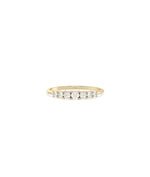 Graduating Diamond Band Ring - 79e | Everyday 14K Gold Jewelry