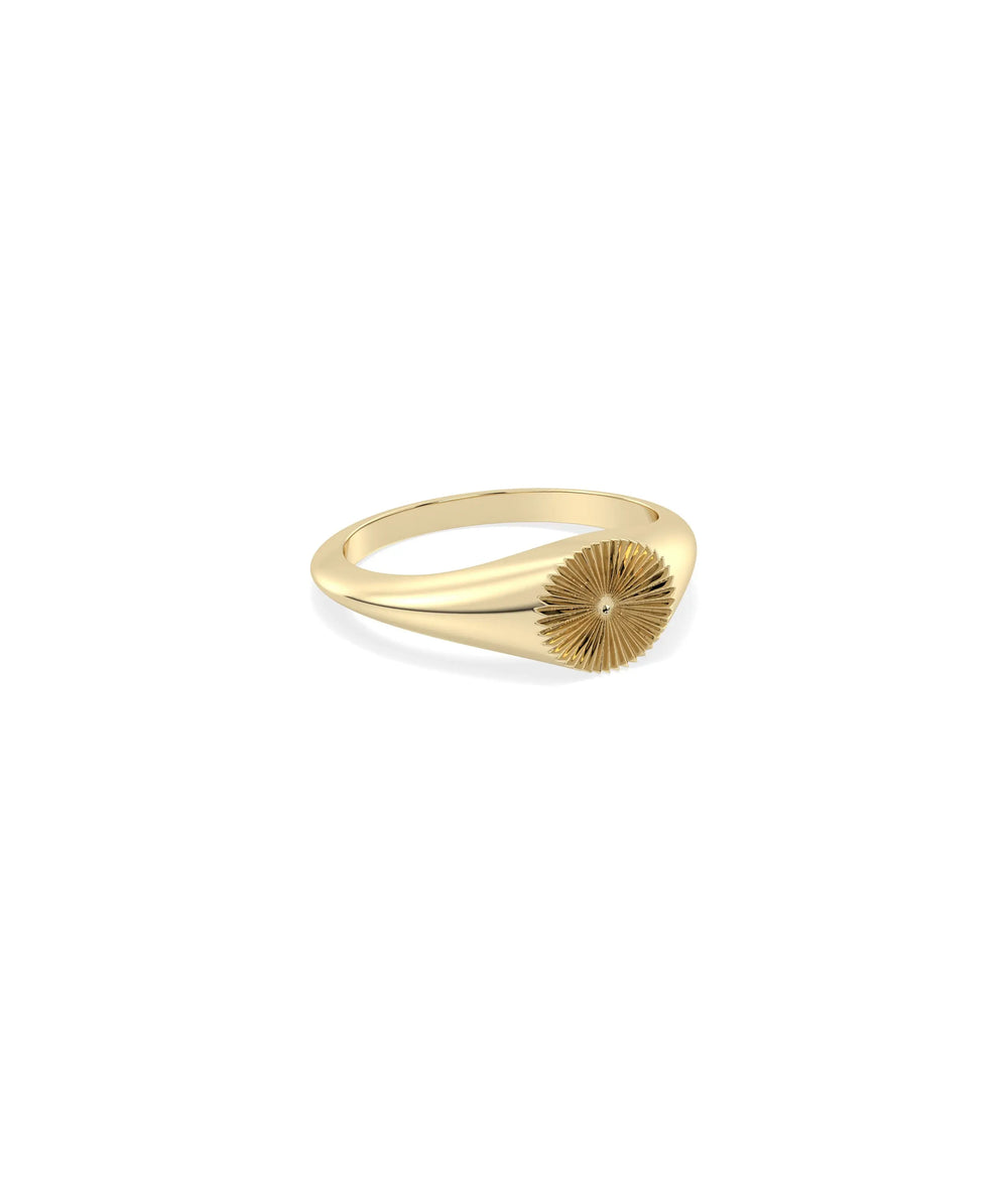 Signet ring side view displaying 2mm band width and dimensional signet profile