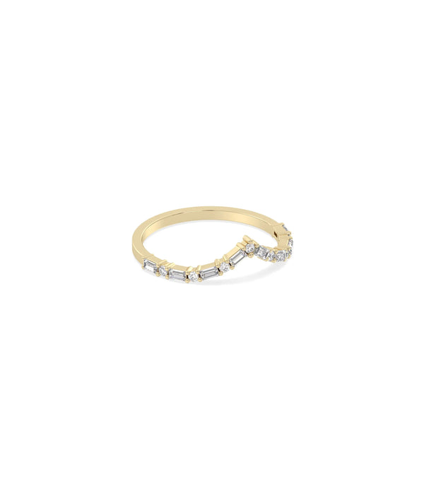 Side view of Diamond Baguette and Round Chevron Band Ring showing 1.5mm width and chevron alternate view