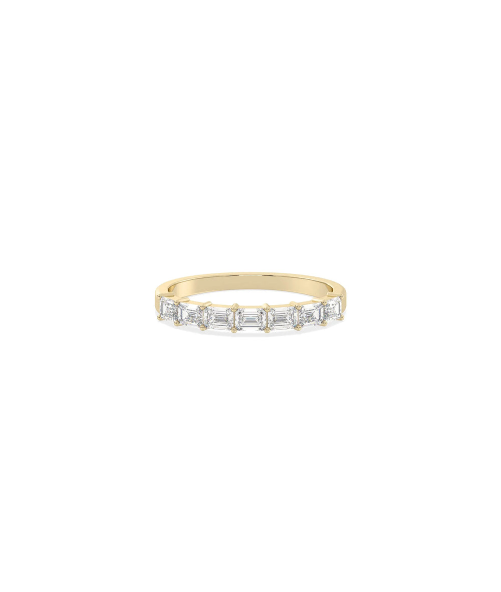 Emerald Cut Diamond Band Ring in yellow gold with step-cut rectangular diamonds