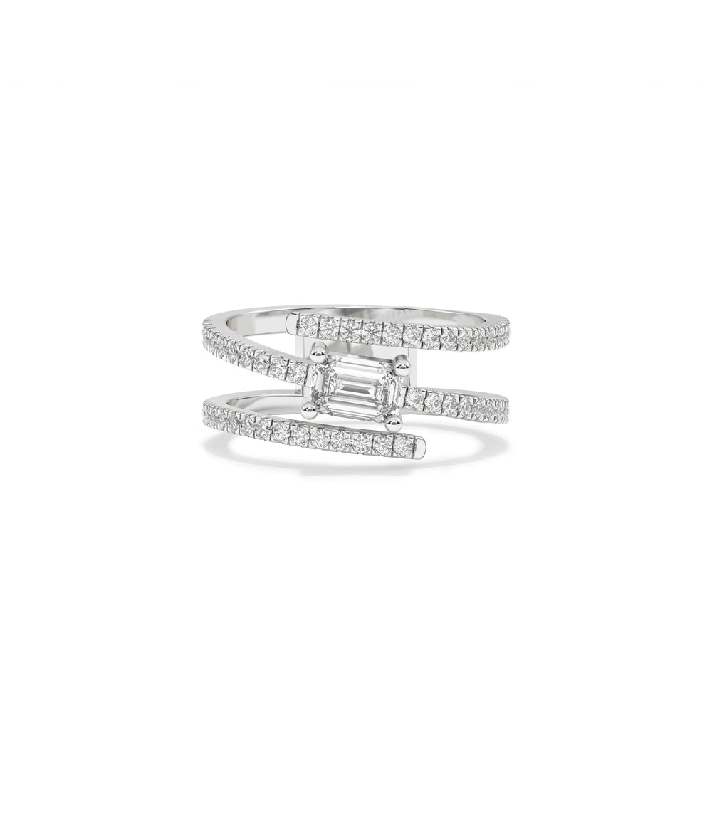 Diamond Swirl Ring with Solitaire white gold featuring elegant swirl pattern