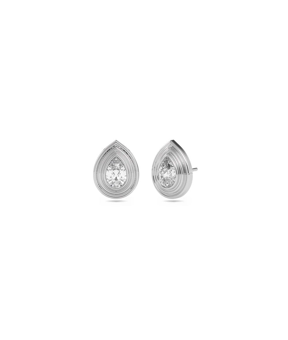 Diamond Solitaire Stud Earring with Step Down white gold with classic glamour styling