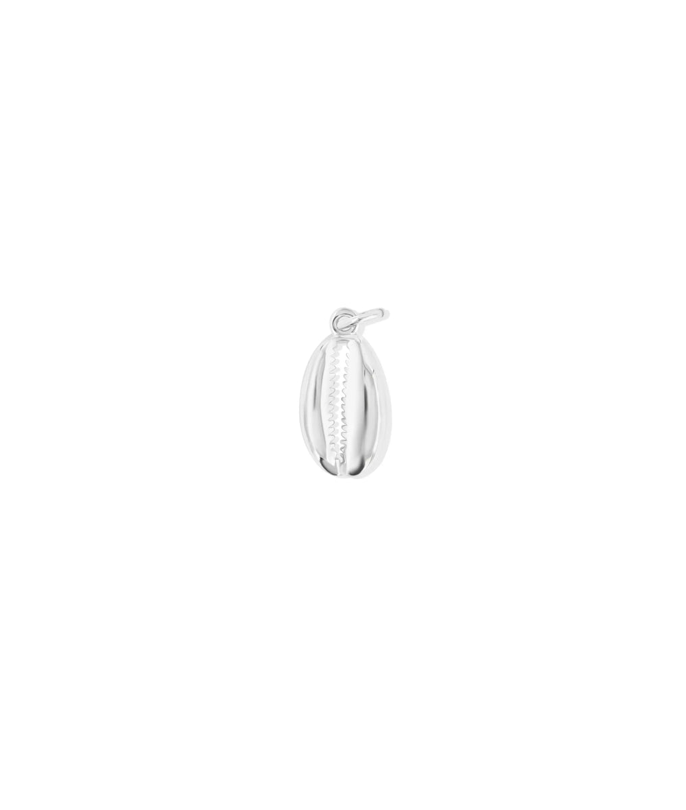 Gold Shell Charm in white gold displaying intricate coastal shell texture