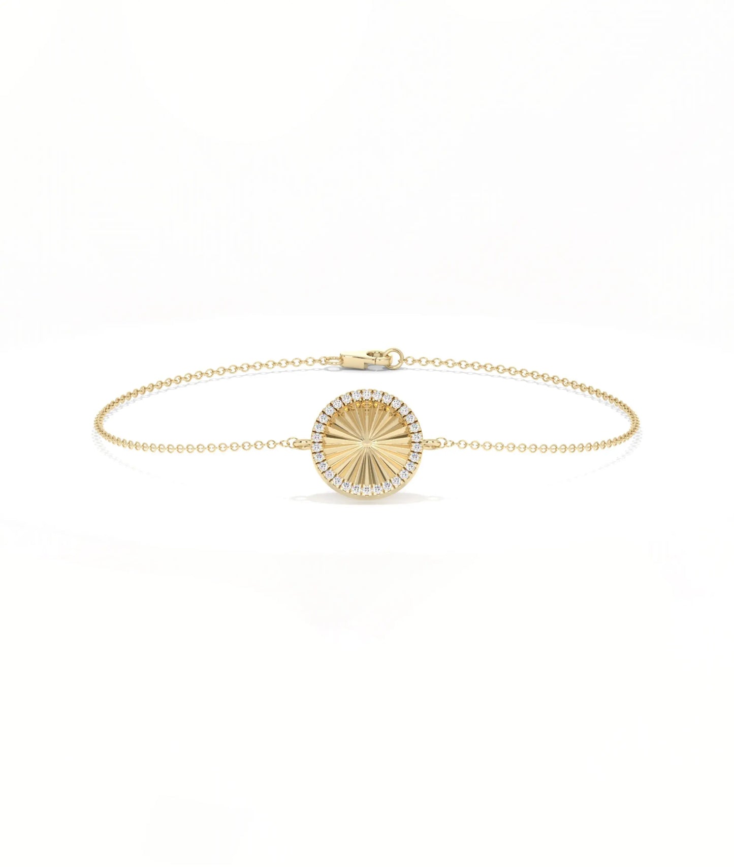 Fluted Circle Bracelet front view yellow gold with diamond circle charm