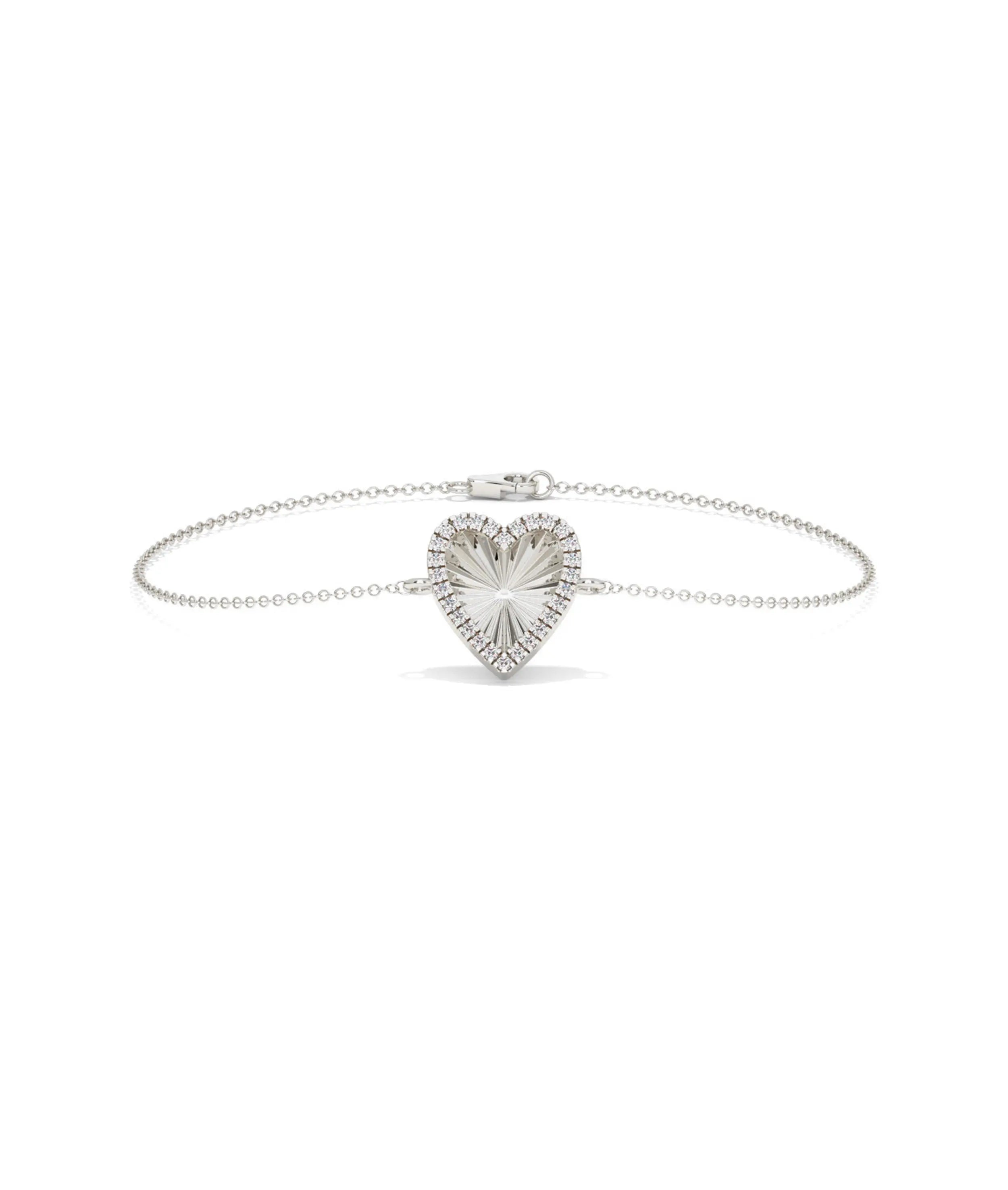 Fluted Heart Bracelet white gold with sparkling heart centerpiece