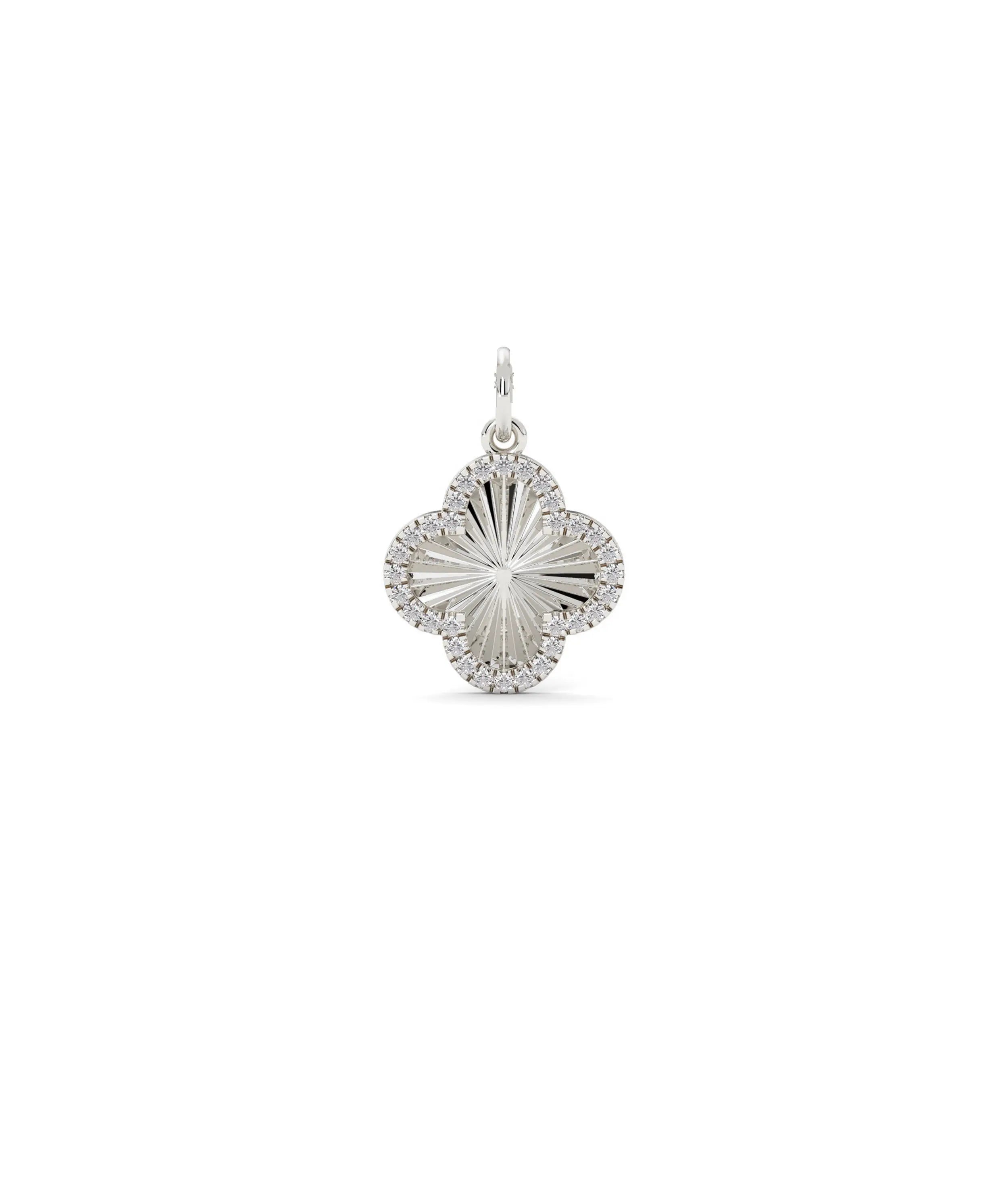 Fluted Clover Charm white gold with sparkling lucky symbol