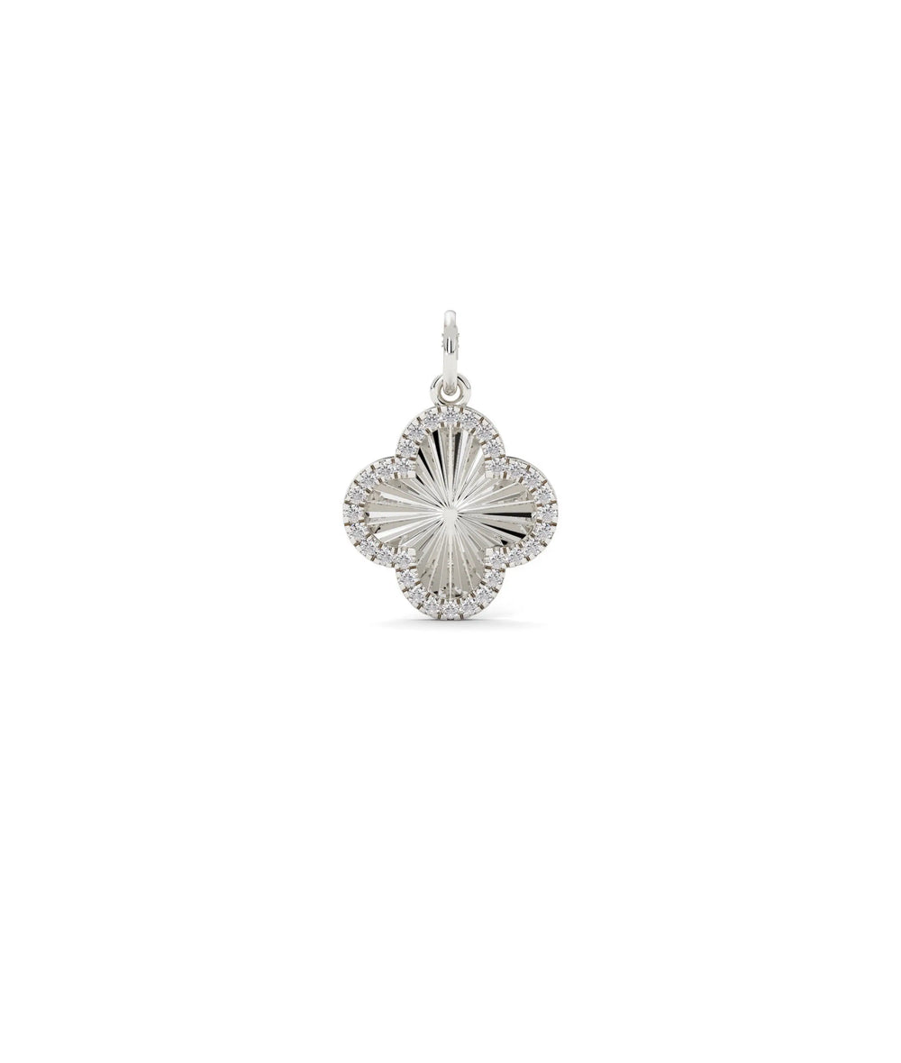 Fluted Clover Charm white gold with sparkling lucky symbol