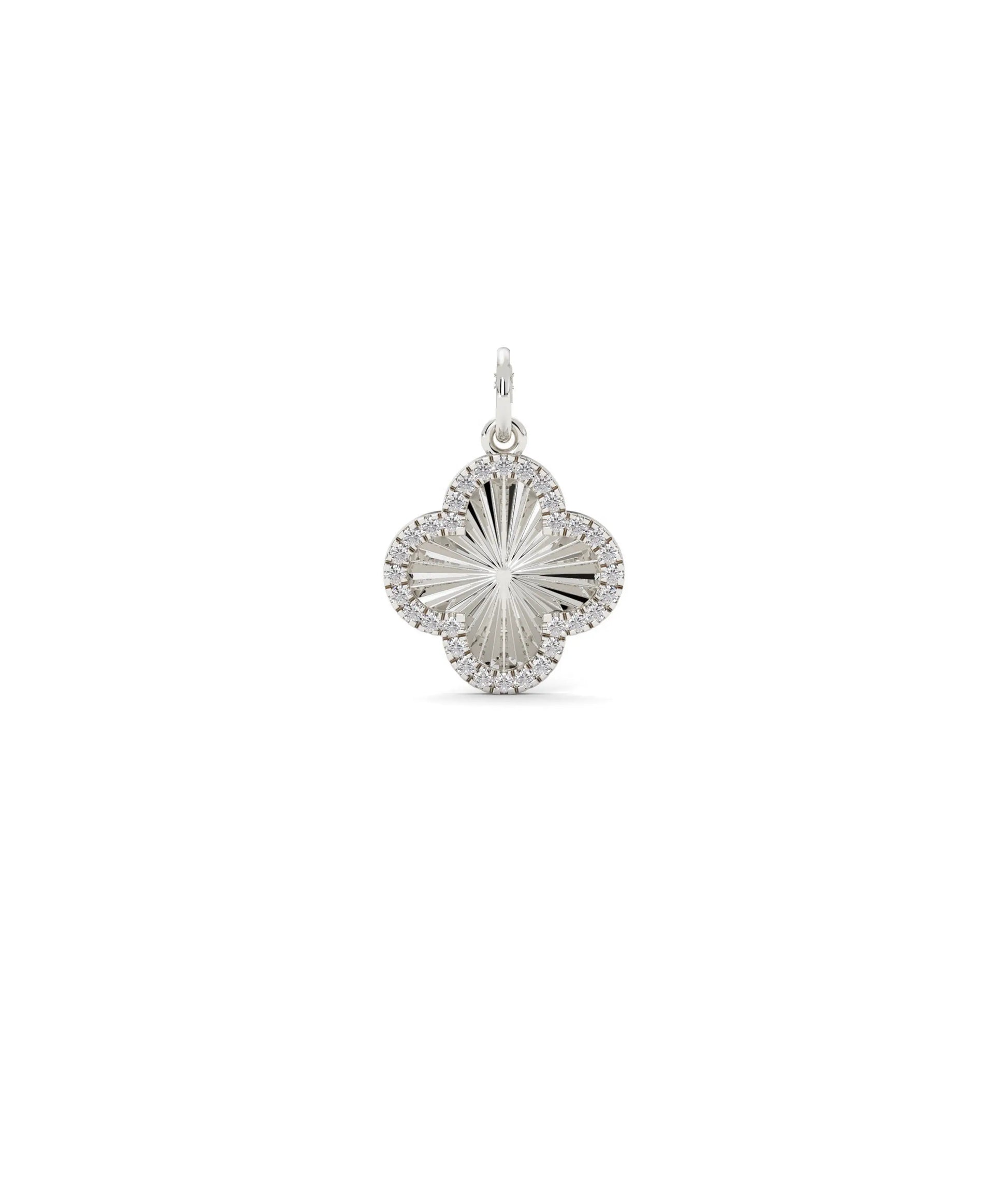 Fluted Clover Charm white gold with sparkling lucky symbol