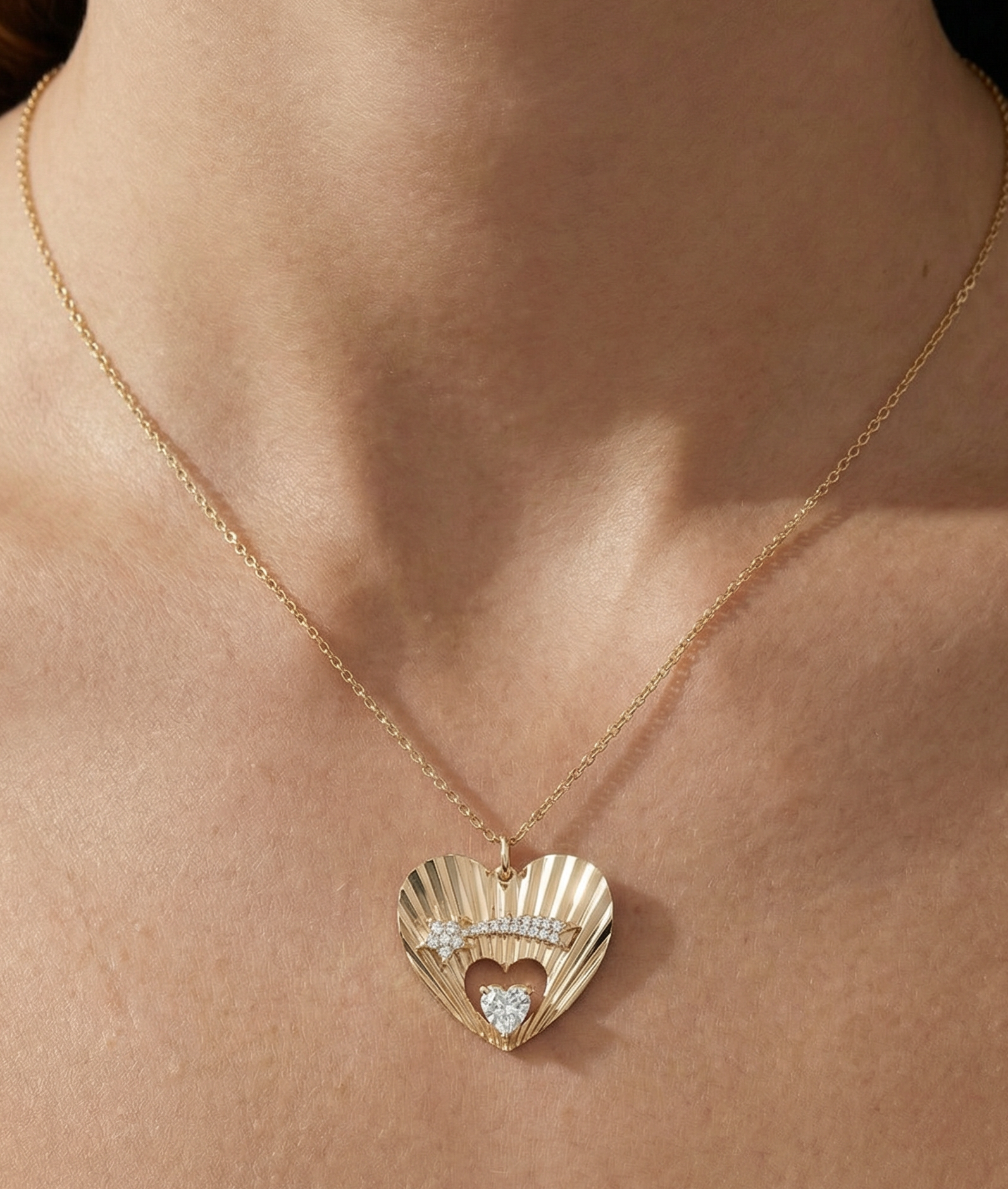 Fluted Shooting Star Heart Charm