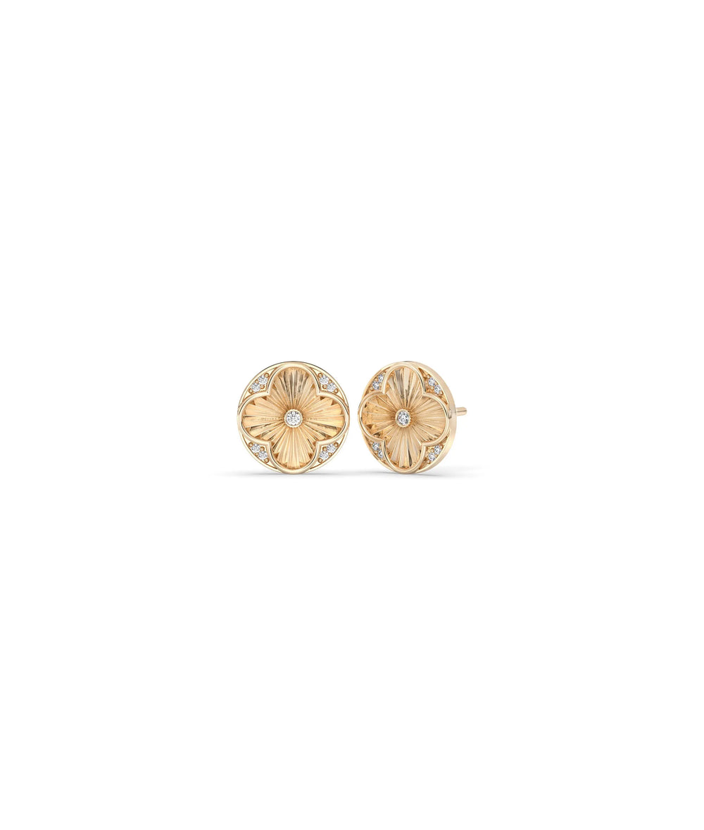 Rose gold fluted clover stud earring four-leaf design with diamond sparkle