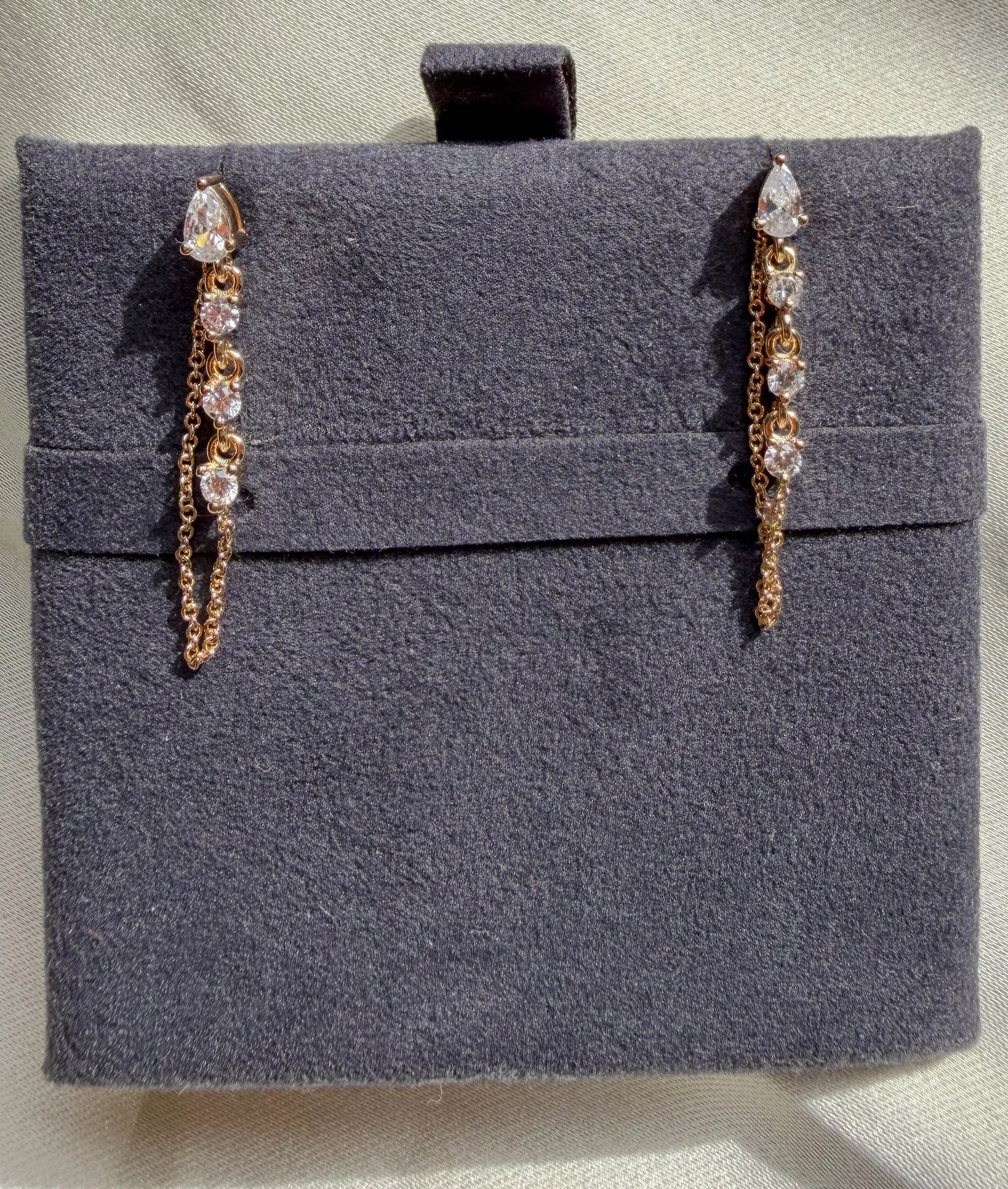 Diamond Cable Chain Dangle Earring