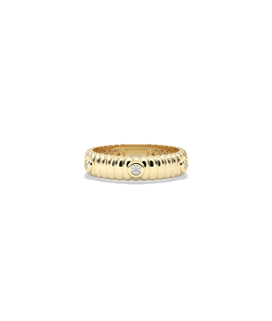 Station fluted band ring in 14K yellow gold with diamond stones