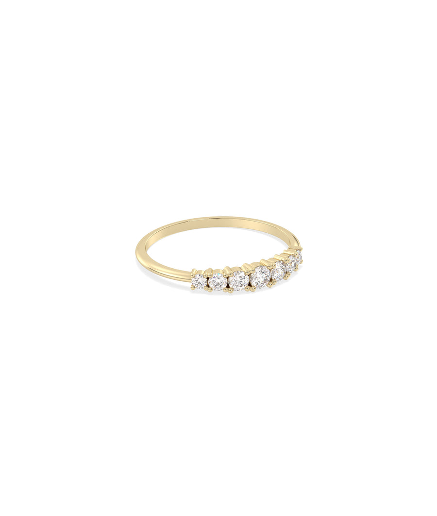 Graduating Diamond Solid Band Ring media