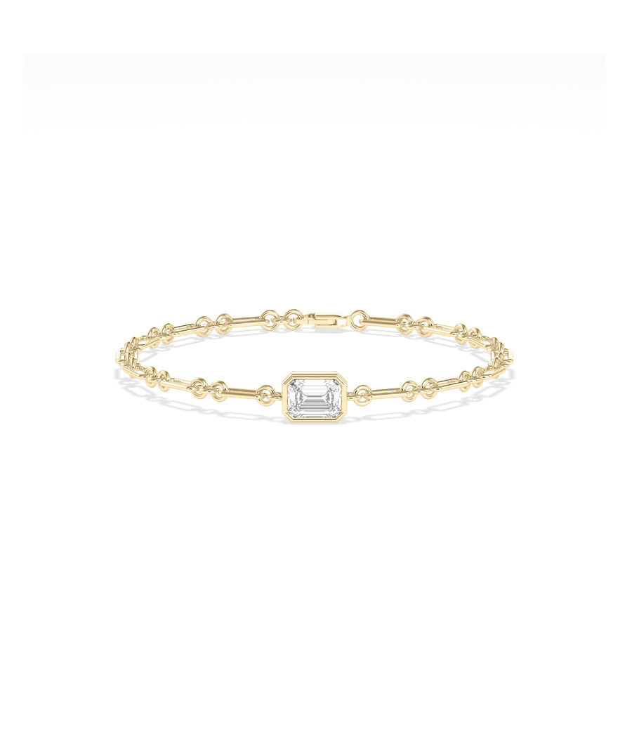 14K yellow gold chain bracelet with bezel-set solitaire lab diamond centerpiece