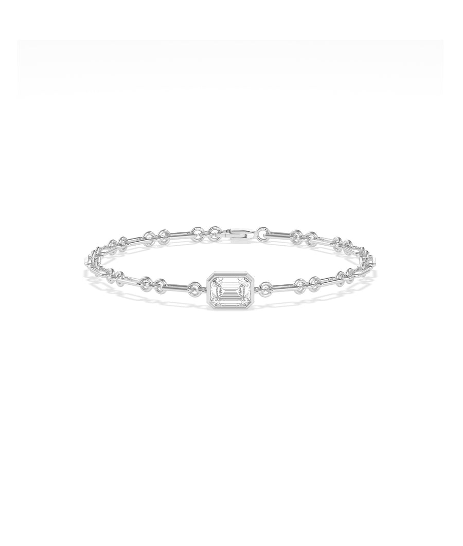 14K white gold chain bracelet with bezel-set solitaire lab diamond centerpiece