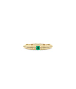 JF11331 yellow gold ring set with an emerald gemstone