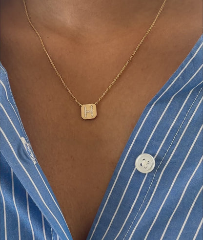 Personalized biscuit initial diamonds presentation